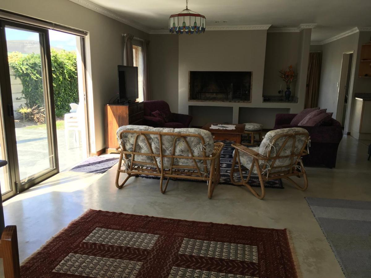 18 Patrys Crescent Holiday home *